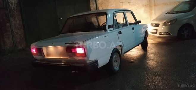 LADA (VAZ) 2107 2007, 209,000 km - 1.6 л - Bakı