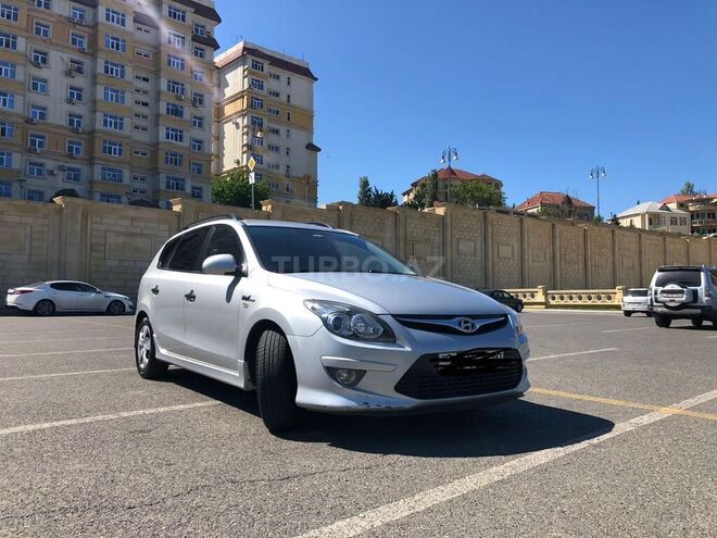 Hyundai i30 2010, 263,000 km - 1.6 l - Bakı