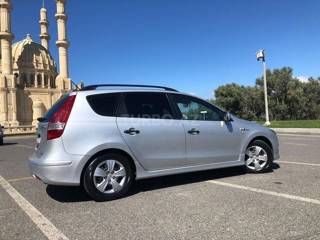 Hyundai i30 2010, 263,000 km - 1.6 l - Bakı
