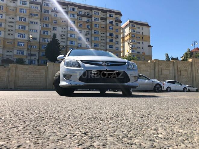 Hyundai i30 2010, 263,000 km - 1.6 l - Bakı