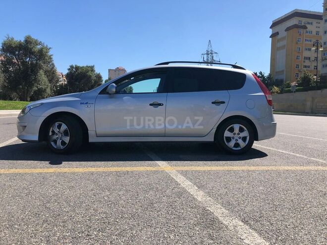 Hyundai i30 2010, 263,000 km - 1.6 l - Bakı