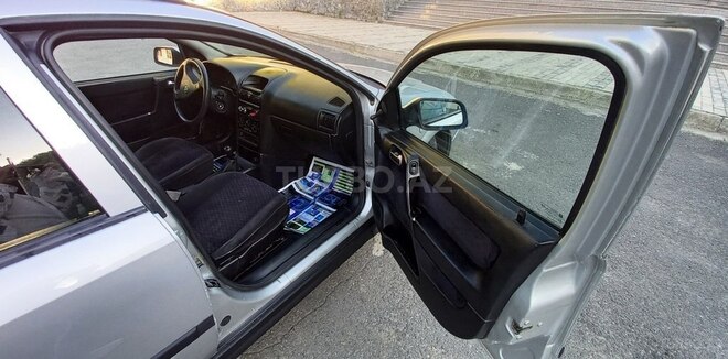 Opel Astra 1999, 274,533 km - 1.6 l - Şəki