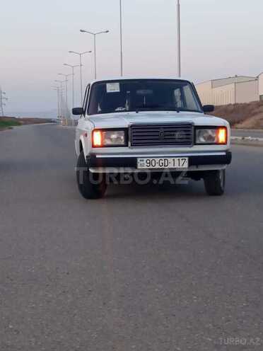 LADA (VAZ) 2107 2009, 58,000 km - 1.7 л - Salyan