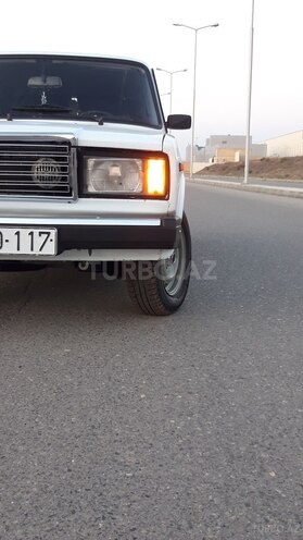 LADA (VAZ) 2107 2009, 58,000 km - 1.7 л - Salyan