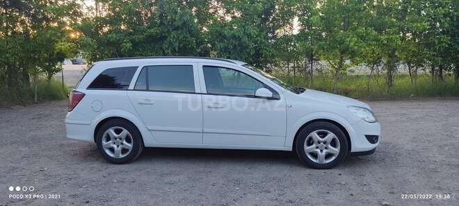 Opel Astra 2007, 250,000 km - 1.3 l - Saatlı