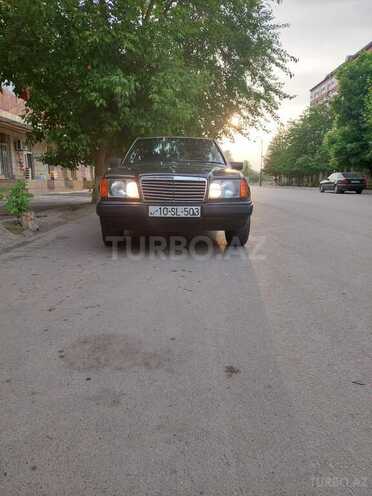 Mercedes E 200 1993, 500,000 km - 2.0 л - Saatlı