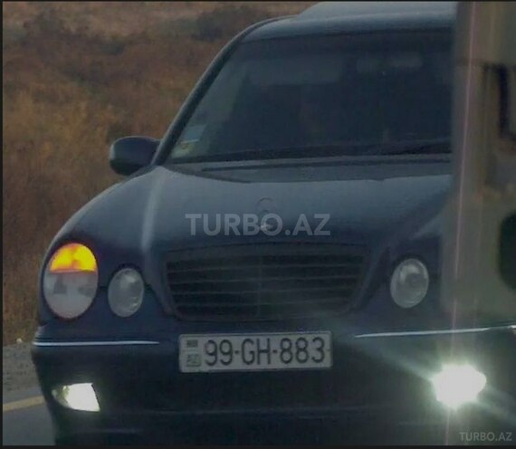 Mercedes E 270 2000, 323,154 km - 2.7 l - Cəbrayıl