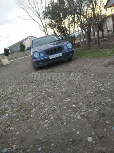 Mercedes E 270 2000, 323,154 km - 2.7 l - Cəbrayıl