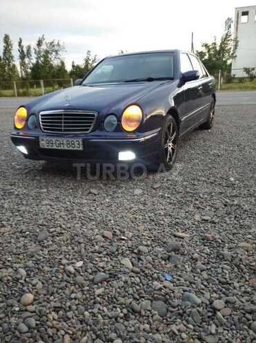 Mercedes E 270 2000, 323,154 km - 2.7 l - Cəbrayıl