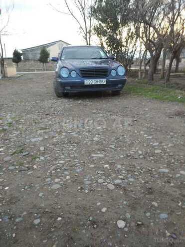 Mercedes E 270 2000, 323,154 km - 2.7 l - Cəbrayıl