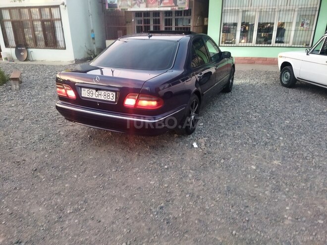 Mercedes E 270 2000, 323,154 km - 2.7 l - Cəbrayıl