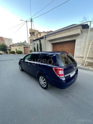 Opel Astra 2008, 193,000 km - 1.4 л - Bakı