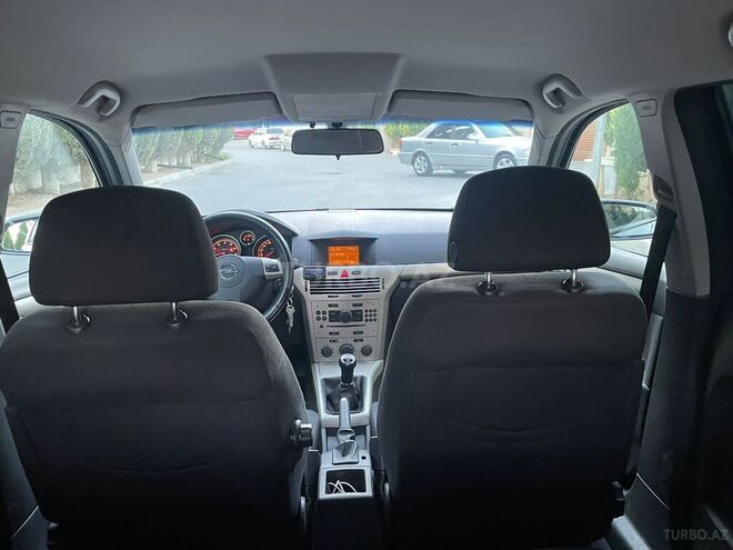 Opel Astra 2008, 193,000 km - 1.4 л - Bakı