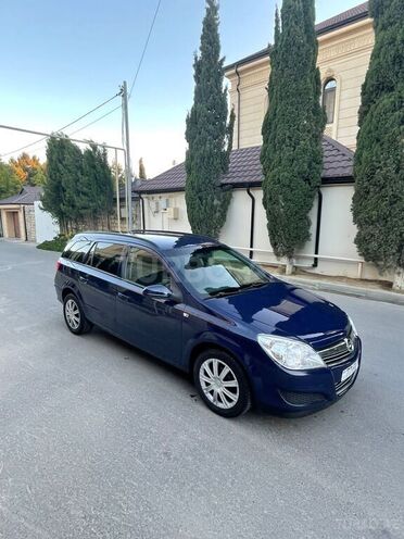 Opel Astra 2008, 193,000 km - 1.4 л - Bakı
