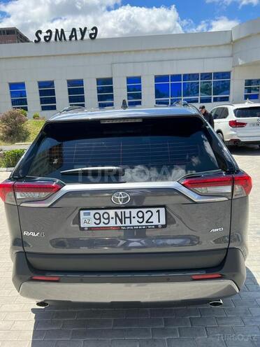 Toyota RAV4 2021, 18,000 km - 2.0 l - Bakı