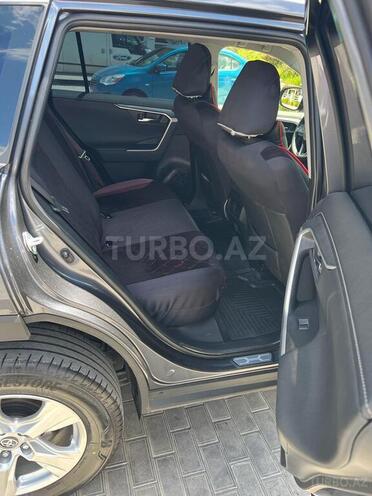 Toyota RAV4 2021, 18,000 km - 2.0 l - Bakı