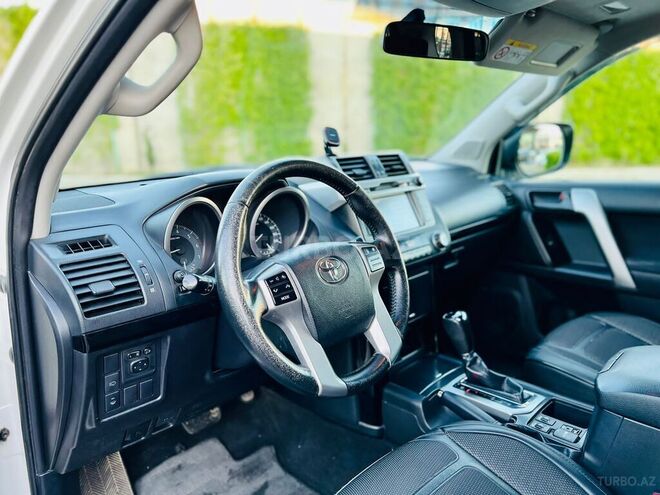 Toyota Prado 2014, 134,500 km - 2.7 л - Bakı