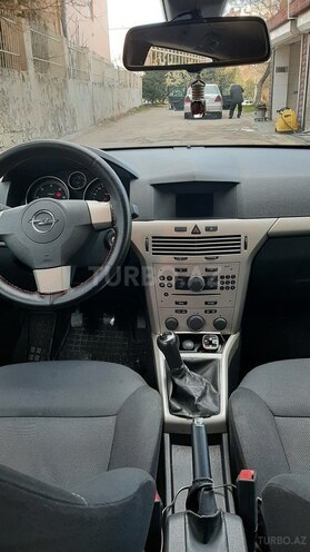 Opel Astra 2007, 215,000 km - 1.3 л - Bakı