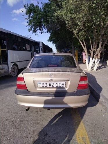 Opel Vectra 1998, 450,190 km - 1.6 l - Sumqayıt