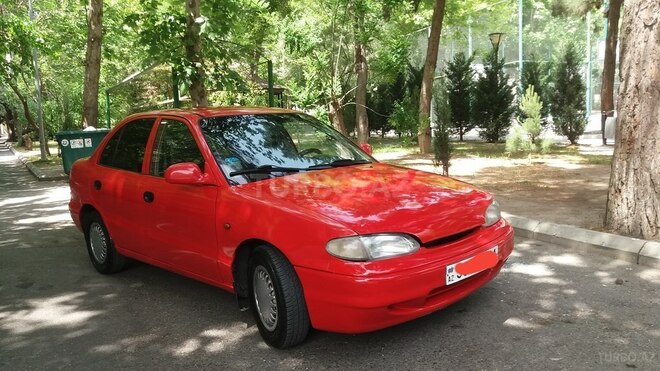 Hyundai Accent 1996, 260,000 km - 1.3 l - Bakı