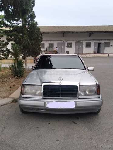Mercedes E 200 1992, 234,000 km - 2.0 l - Bakı