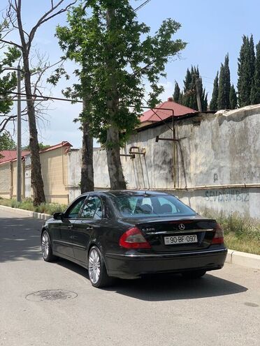 Mercedes E 320 2002, 315,500 km - 3.2 l - Şəmkir