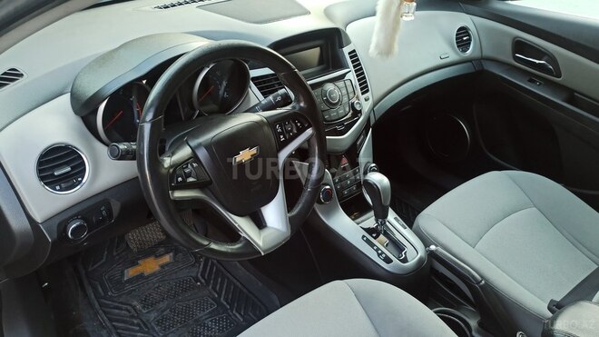 Chevrolet Cruze 2010, 130,000 km - 1.4 л - Bakı