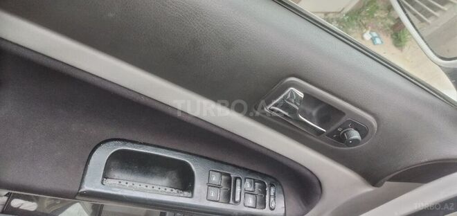 Volkswagen Passat 2002, 269,000 km - 1.8 l - Bakı