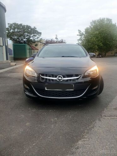 Opel Astra 2014, 149,300 km - 1.4 l - Bakı