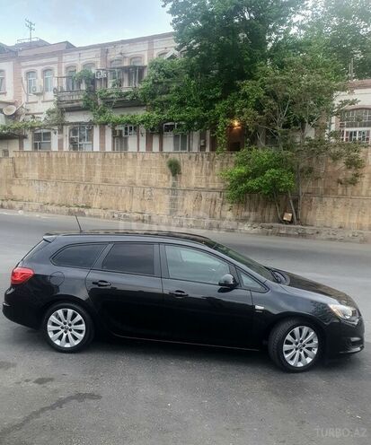 Opel Astra 2014, 149,300 km - 1.4 l - Bakı