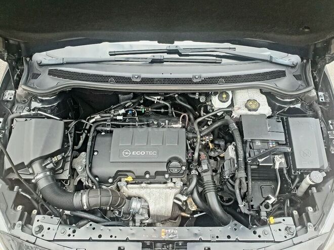 Opel Astra 2014, 149,300 km - 1.4 l - Bakı