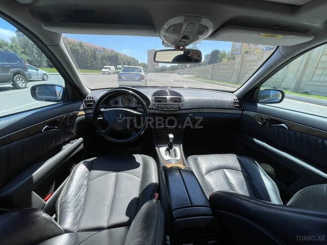 Mercedes E 270 2004, 32,000 km - 2.7 л - Bakı