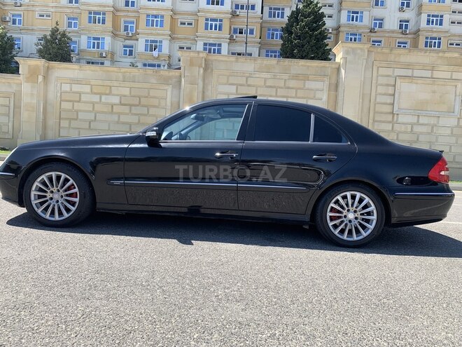 Mercedes E 270 2004, 32,000 km - 2.7 л - Bakı