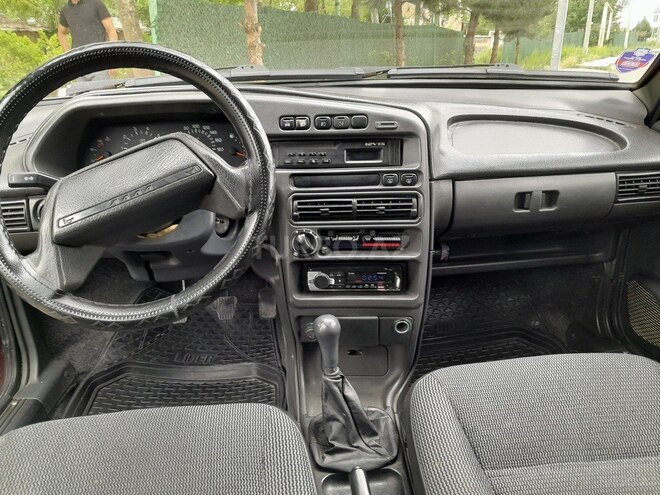 LADA (VAZ) 2115 2005, 298,000 km - 1.6 л - Yevlax