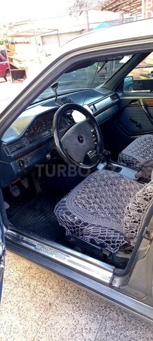 Mercedes E 250 1990, 420,000 km - 2.5 л - Lənkəran