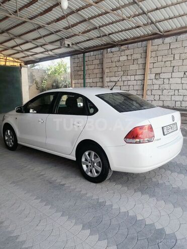 Volkswagen Polo 2012, 265,000 km - 1.6 л - Bakı