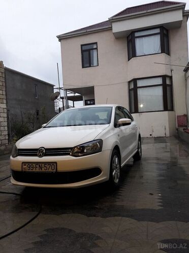 Volkswagen Polo 2012, 265,000 km - 1.6 л - Bakı