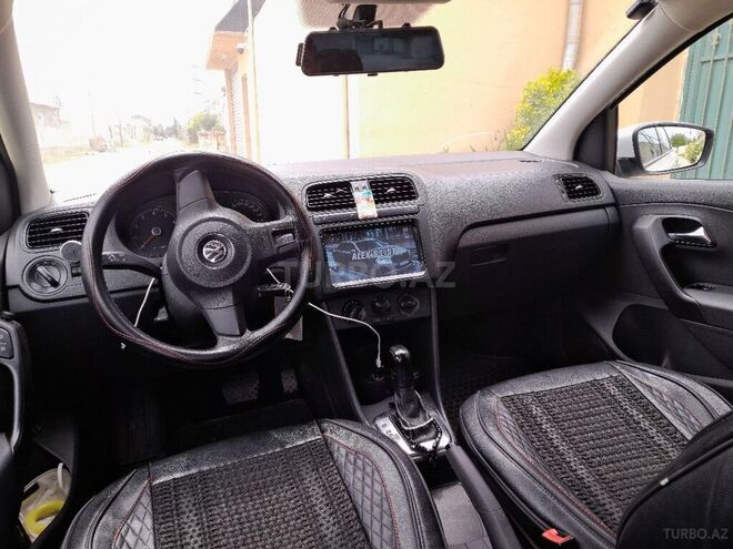 Volkswagen Polo 2012, 265,000 km - 1.6 л - Bakı