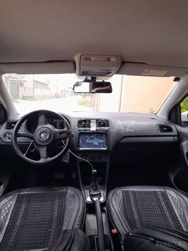 Volkswagen Polo 2012, 265,000 km - 1.6 л - Bakı
