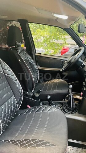 Chevrolet Niva 2014, 295,000 km - 1.7 l - Lerik