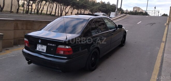 BMW 528 2000, 323,111 km - 2.8 l - Bakı