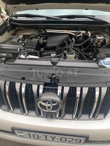 Toyota Prado 2011, 200,000 km - 2.7 l - Bakı