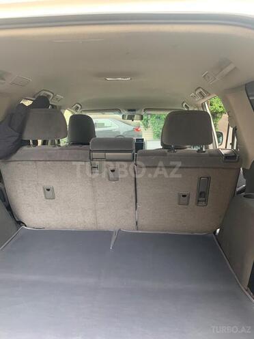 Toyota Prado 2011, 200,000 km - 2.7 l - Bakı