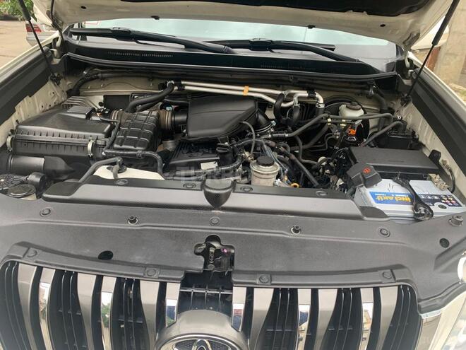 Toyota Prado 2011, 200,000 km - 2.7 l - Bakı