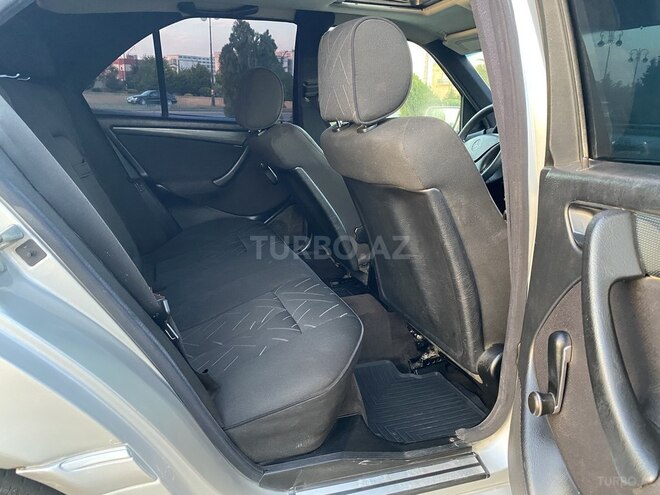 Mercedes C 230 2000, 249,000 km - 2.3 l - Bakı