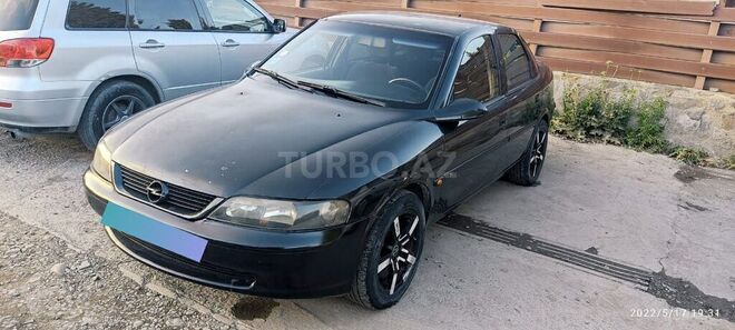 Opel Vectra 1997, 280,000 km - 1.8 l - Qəbələ