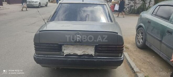Mercedes 190 1990, 385,000 km - 2.3 l - Bakı