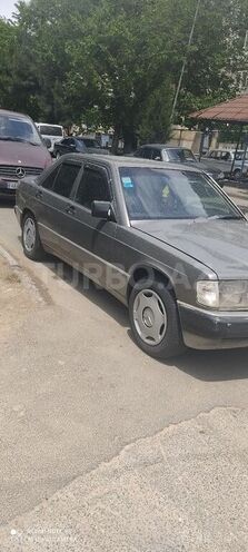 Mercedes 190 1990, 385,000 km - 2.3 l - Bakı