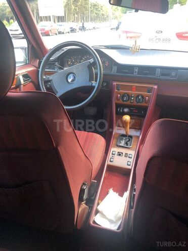Mercedes E 230 1991, 500,000 km - 2.3 l - Bakı
