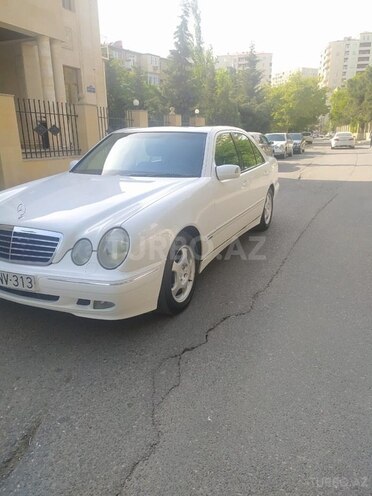 Mercedes E 240 2001, 237,000 km - 2.4 л - Bakı